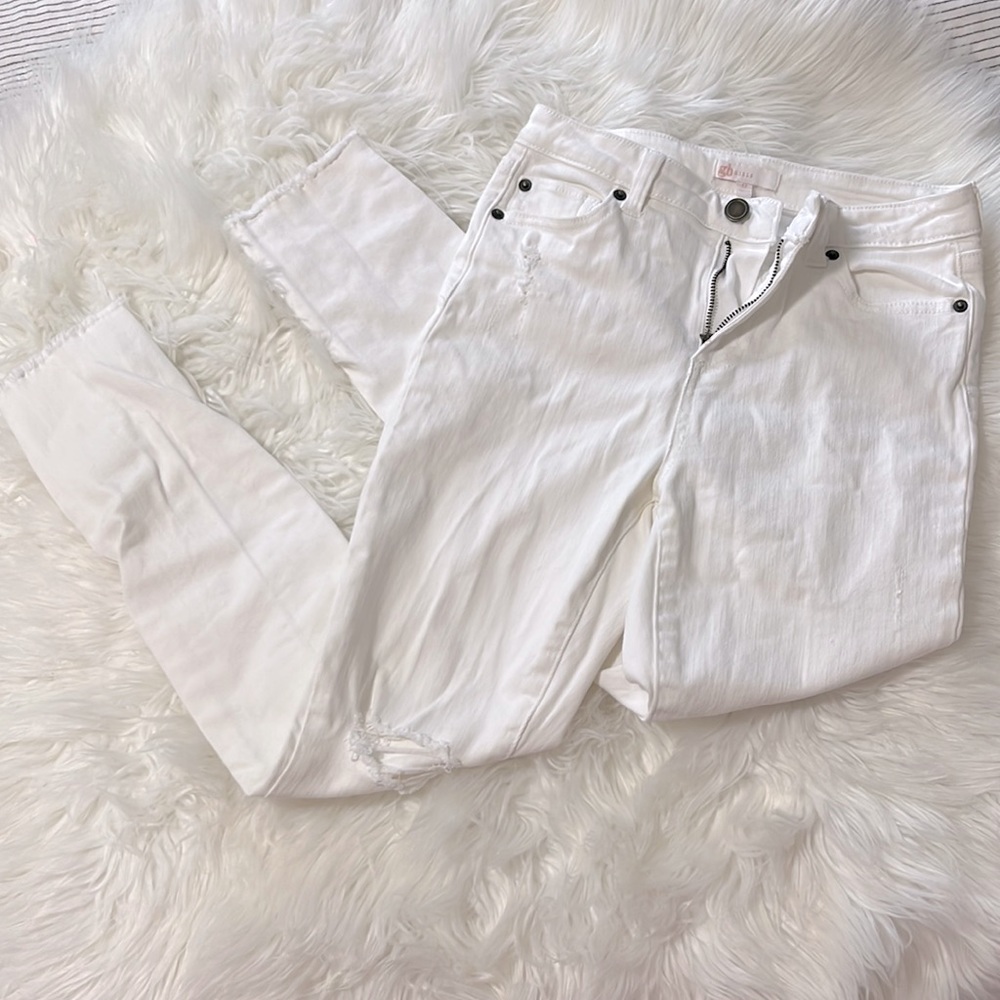 🤍JEANS🤍 Super stretchy, soft, and cute! ONLY WORN ONCE